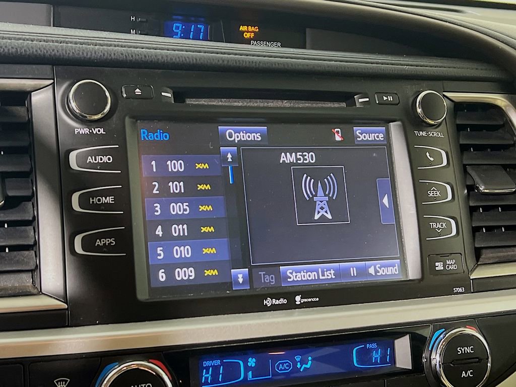 Used 2014 Toyota Highlander XLE image 14