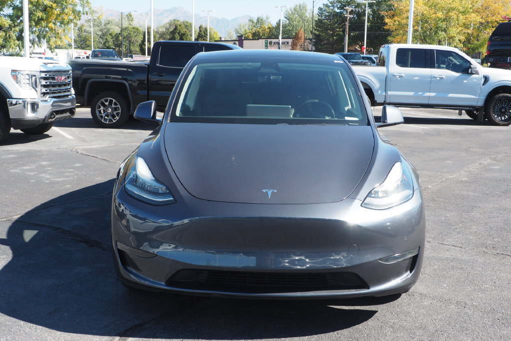 Used 2021 Tesla Model Y Long Range AWD/4WD image 2