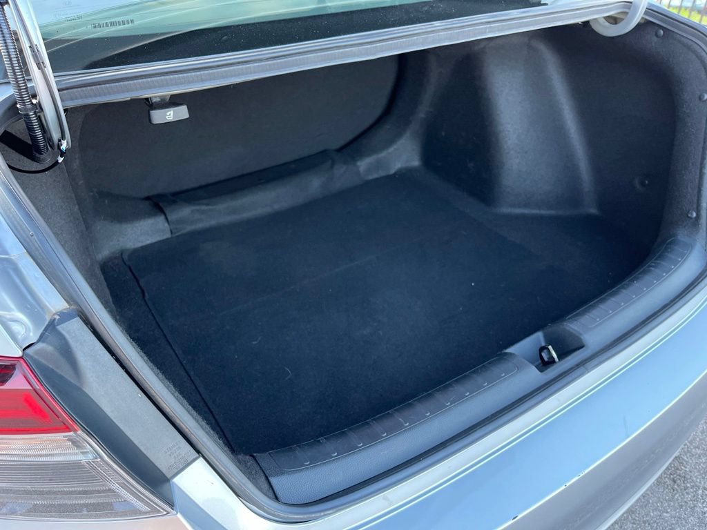 Used 2025 Honda Civic LX image 9
