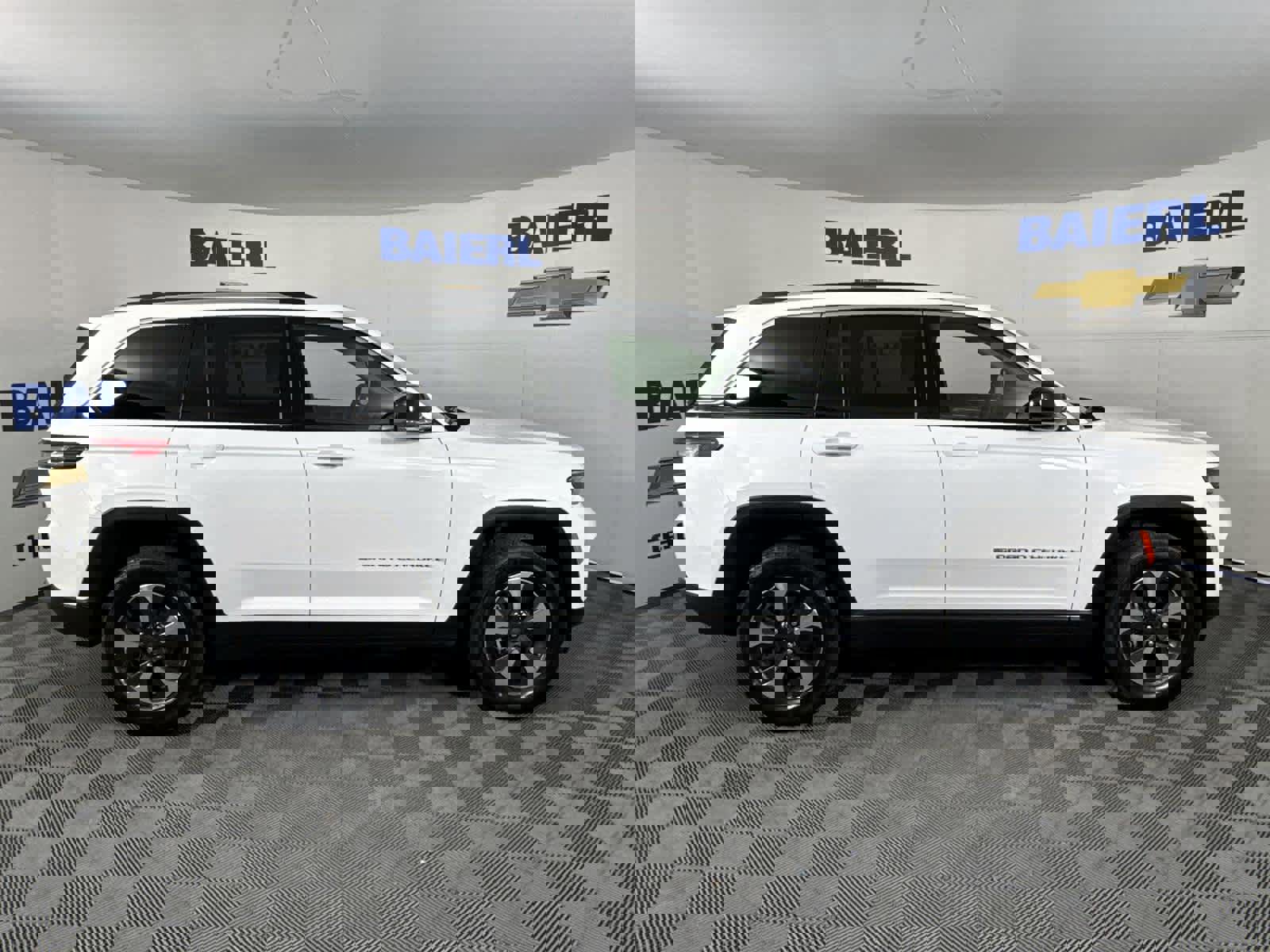 Used 2022 Jeep Grand Cherokee Limited 4xe image 4