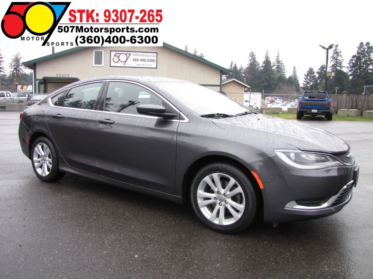 Used 2016 Chrysler 200 Limited image 10