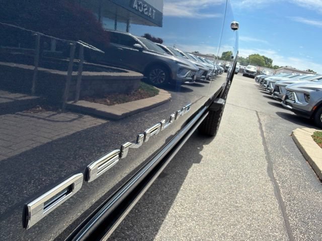New 2026 GMC Sierra 2500 Denali w/ Denali Reserve Package AWD/4WD image 45