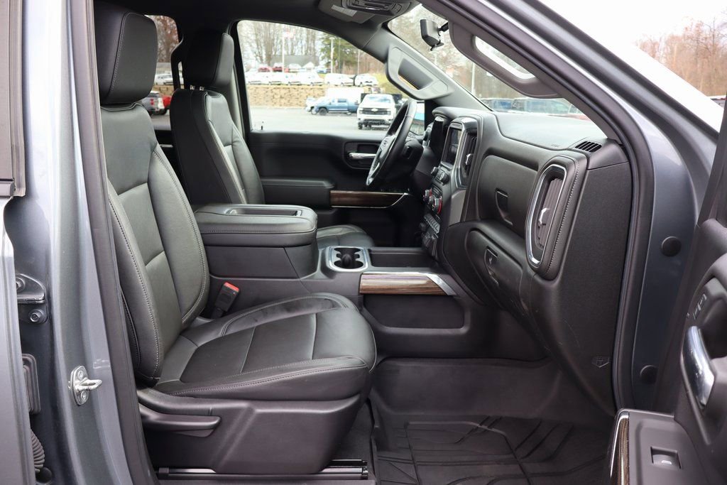 Used 2019 Chevrolet Silverado 1500 RST w/ All-Star Edition image 17