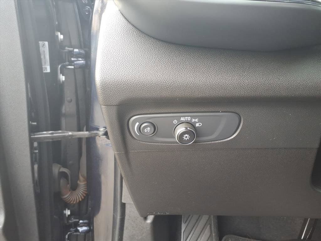 Certified 2021 Buick Envision Essence image 14