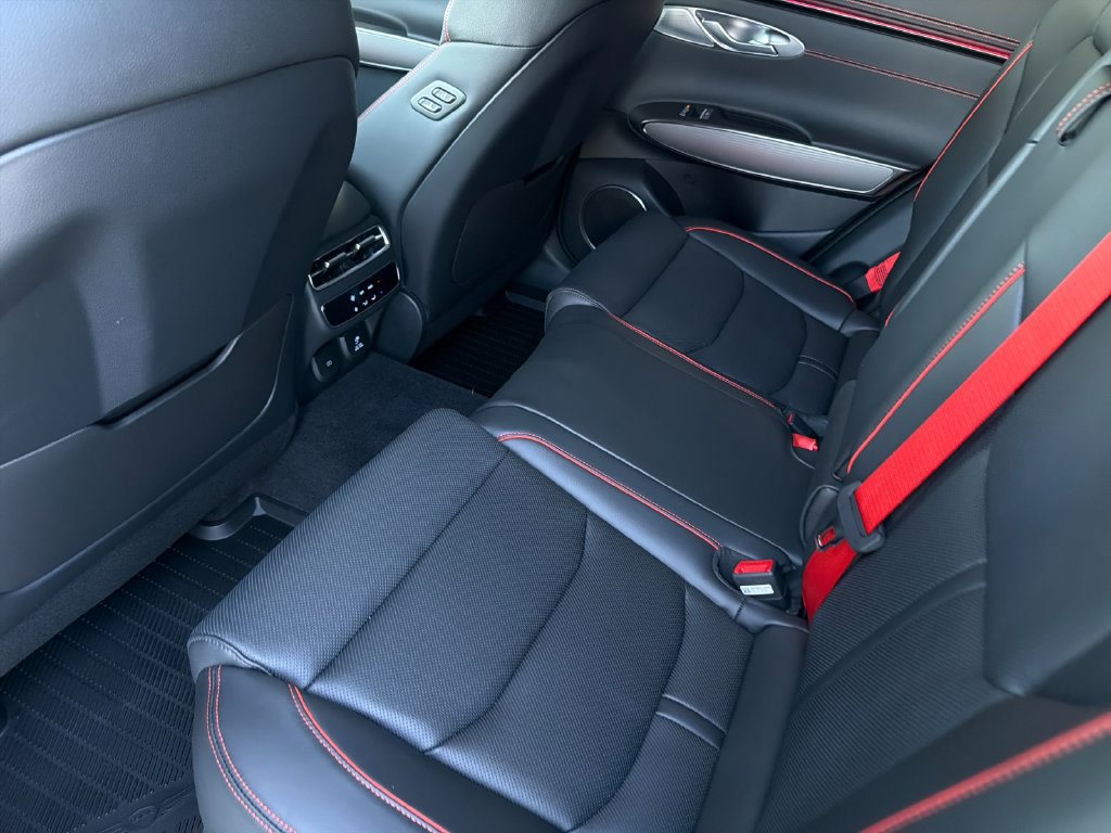 New 2027 Genesis GV70 2.5T Sport Prestige AWD/4WD image 12