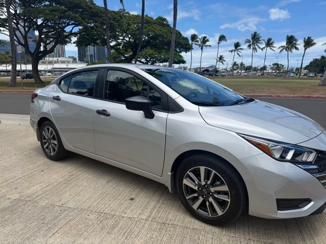 Used 2024 Nissan Versa S w/ S Plus Package FWD image 5