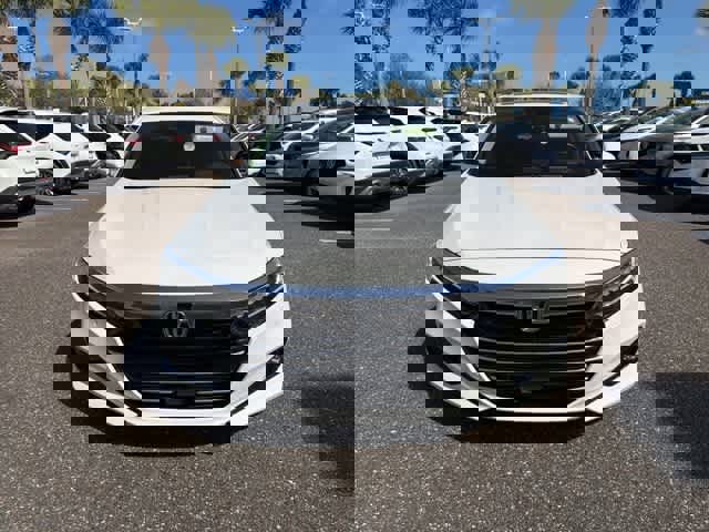 Used 2021 Honda Accord Touring image 4