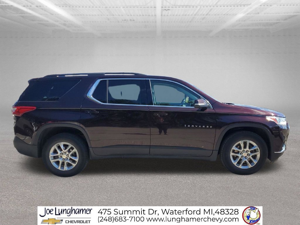 Used 2021 Chevrolet Traverse LT w/ LPO, Floor Liner Package AWD/4WD image 10