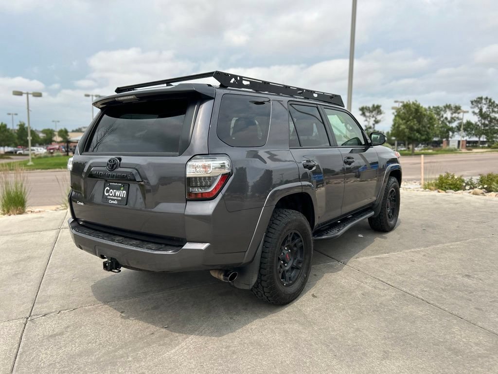 Used 2021 Toyota 4Runner Venture w/ Moonroof Package AWD/4WD image 9