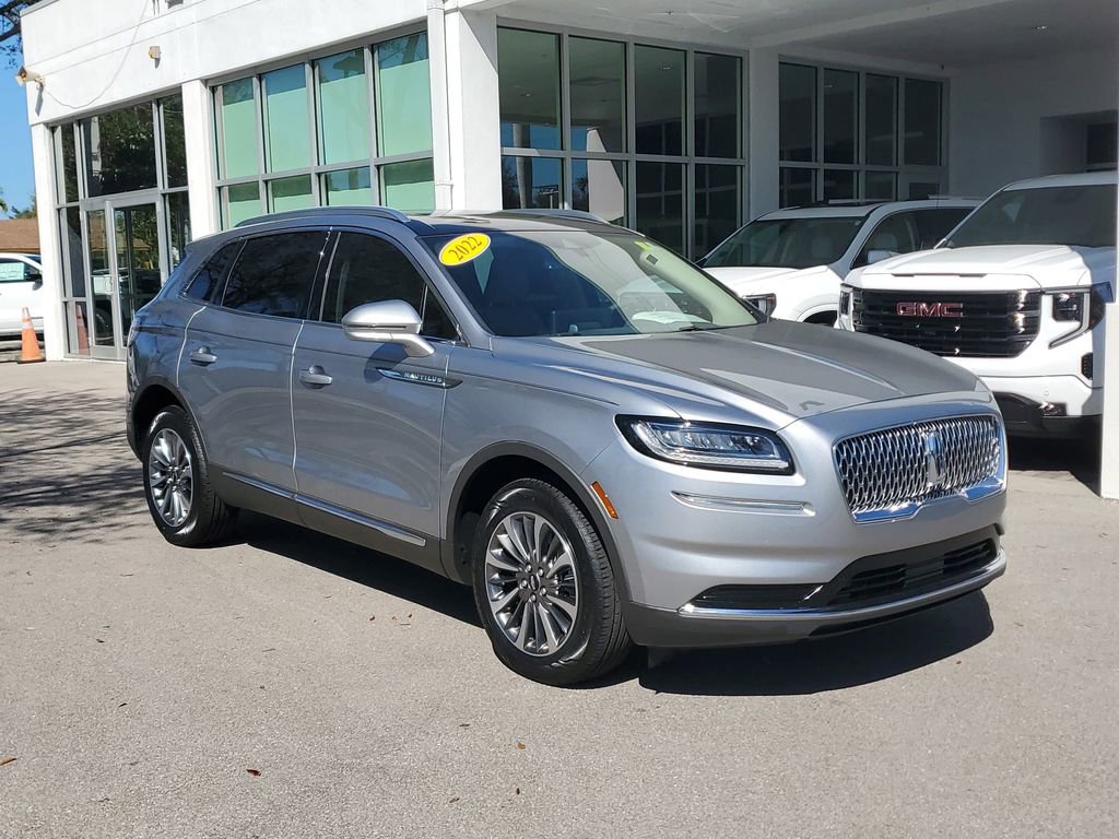 Used 2022 Lincoln Nautilus Reserve w/ Cargo Utility Package image 7