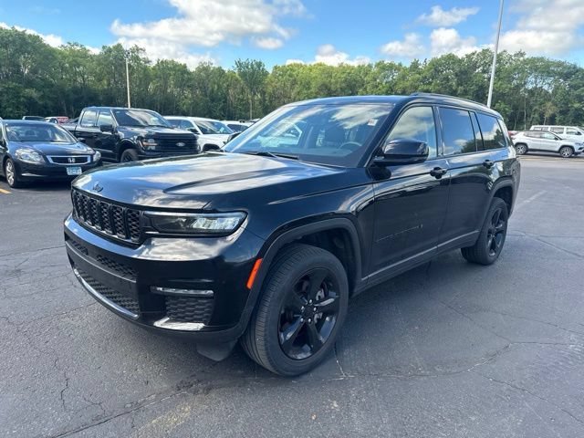 Used 2023 Jeep Grand Cherokee L Limited w/ Black Appearance Package AWD/4WD image 5