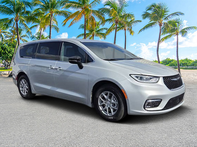 New 2026 Chrysler Pacifica Select
