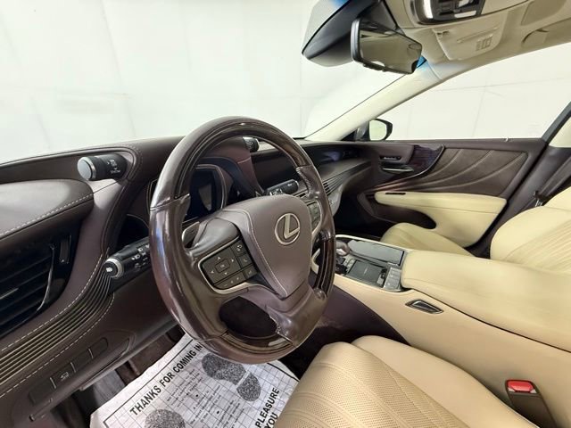 Used 2018 Lexus LS 500 w/ Interior Upgrade Package RWD image 14