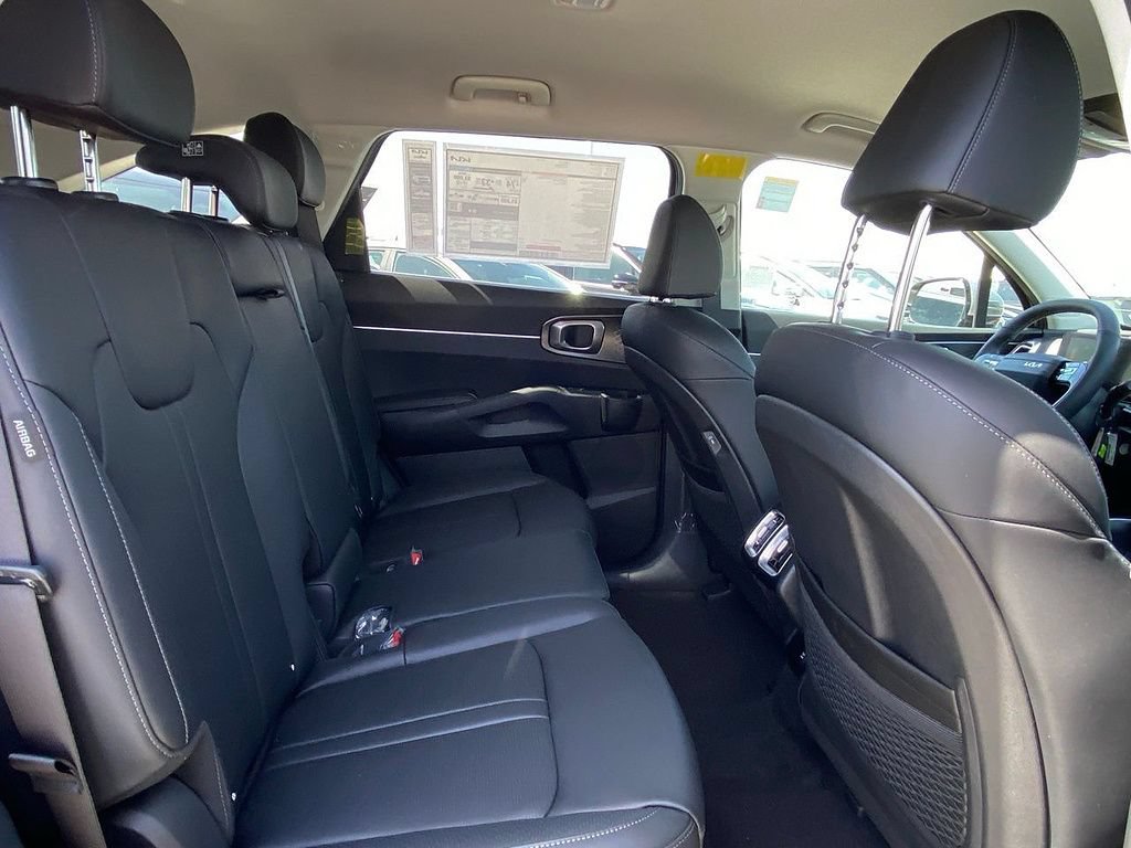 New 2026 Kia Sorento EX AWD/4WD image 24