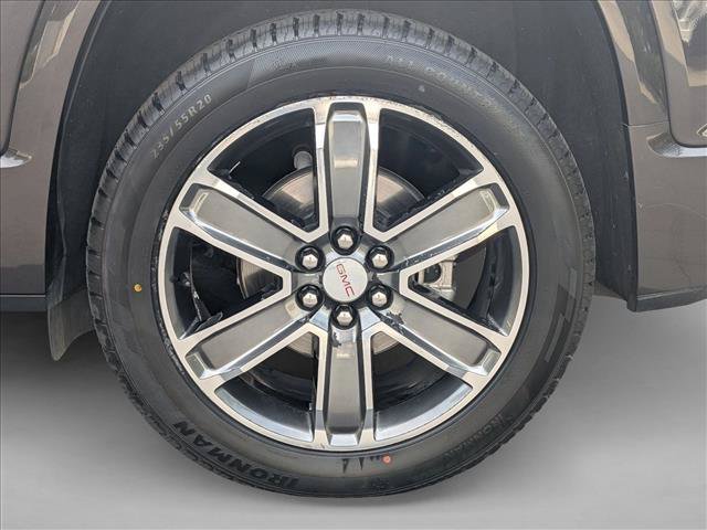 Used 2017 GMC Acadia Denali w/ Technology Package AWD/4WD image 25