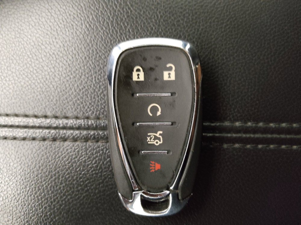 Used 2022 Chevrolet Malibu LT FWD image 32