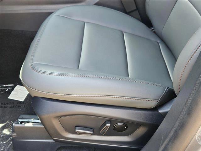 New 2025 Ford Explorer Active w/ Active Comfort Package image 4