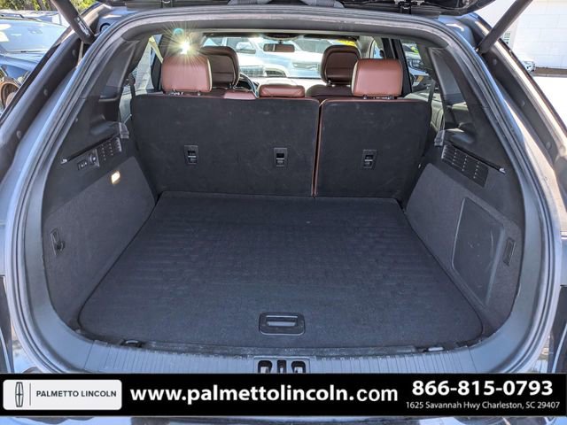 Used 2020 Lincoln Nautilus Reserve FWD image 12