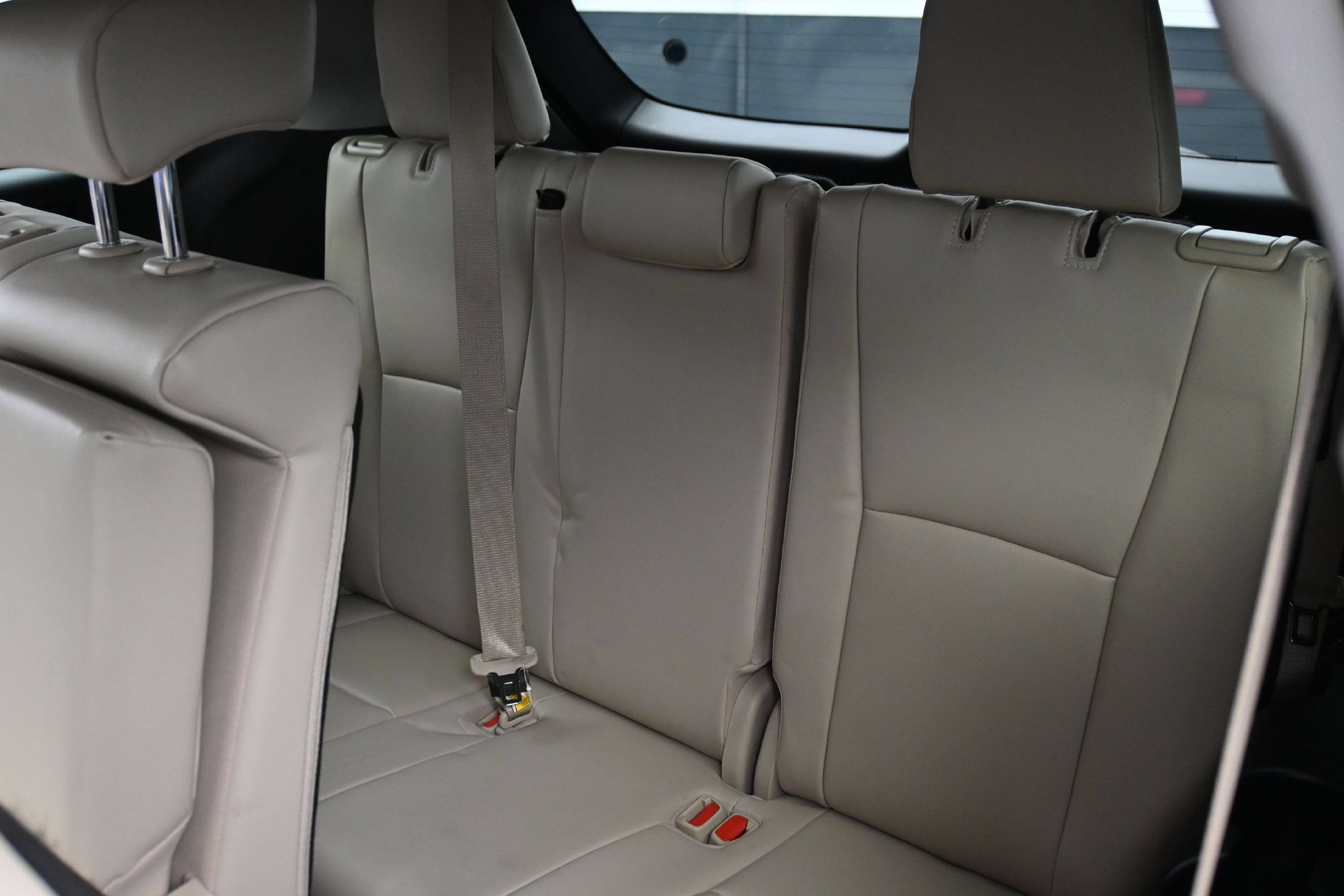 Used 2023 Toyota Highlander XLE AWD/4WD image 18
