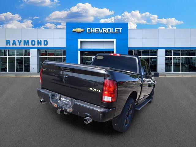 Used 2017 RAM 1500 Express w/ Black Ram 1500 Express Group AWD/4WD image 3