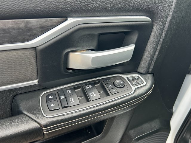 Used 2024 RAM 3500 Big Horn image 13