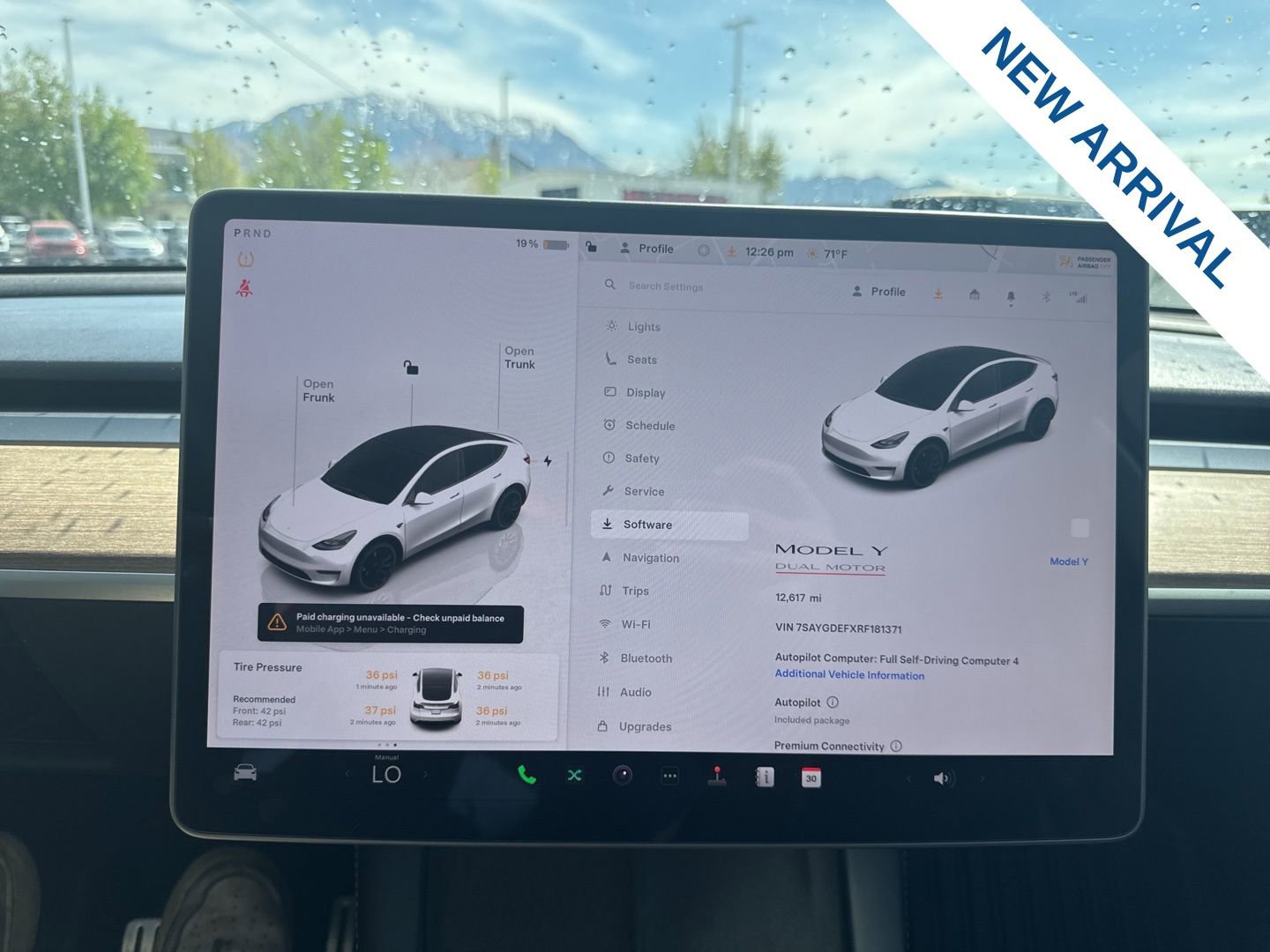 Used 2024 Tesla Model Y Performance image 21