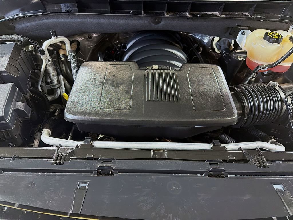 Used 2021 Cadillac Escalade Premium Luxury w/ Driver Assist Tech Package AWD/4WD image 32