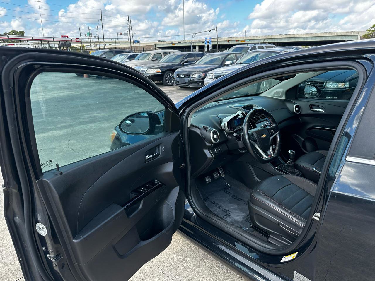 Used 2014 Chevrolet Sonic RS w/ Advanced Safety Package FWD image 40