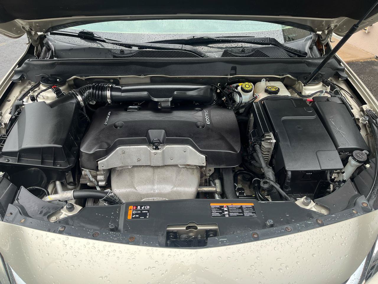 Used 2015 Chevrolet Malibu LT FWD image 12