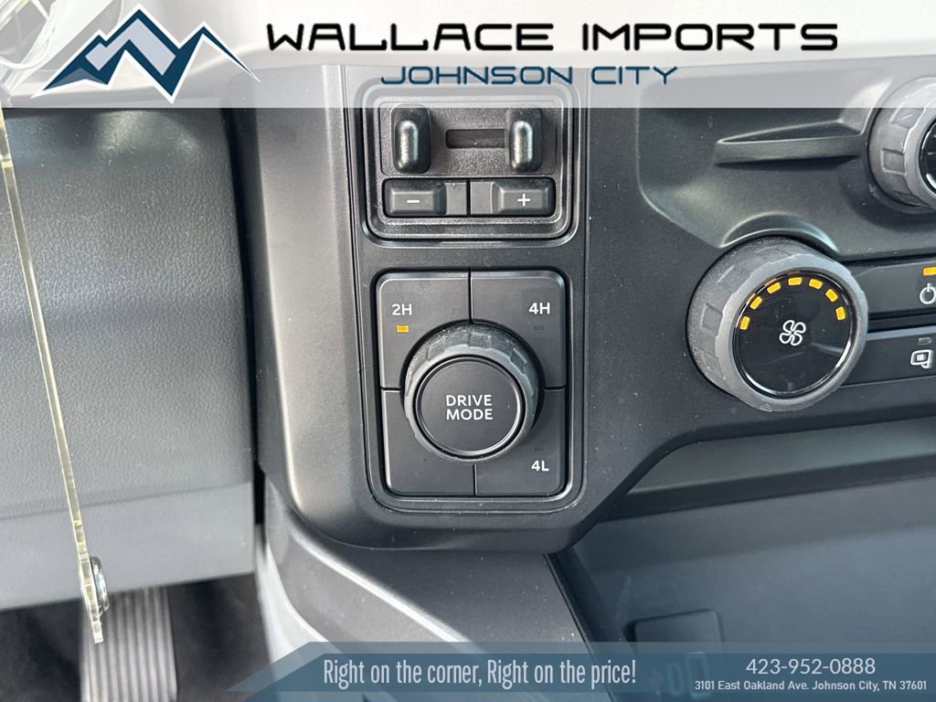 Used 2023 Ford F350 XLT w/ 360-Degree Camera Package image 27