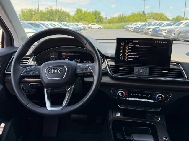 Used 2023 Audi Q5 2.0T Premium Plus w/ Premium Plus Package AWD/4WD image 22