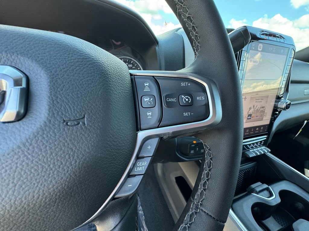 New 2026 RAM 3500 Big Horn AWD/4WD image 23