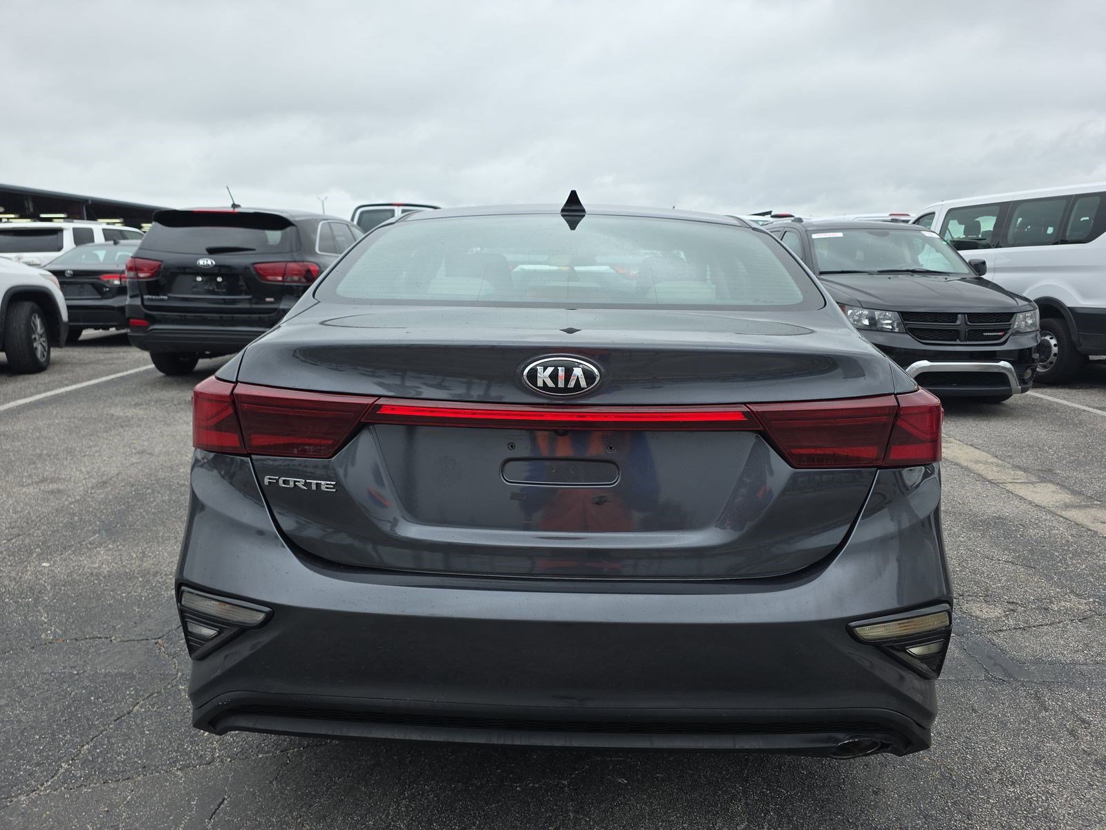 Used 2021 Kia Forte LXS FWD image 8