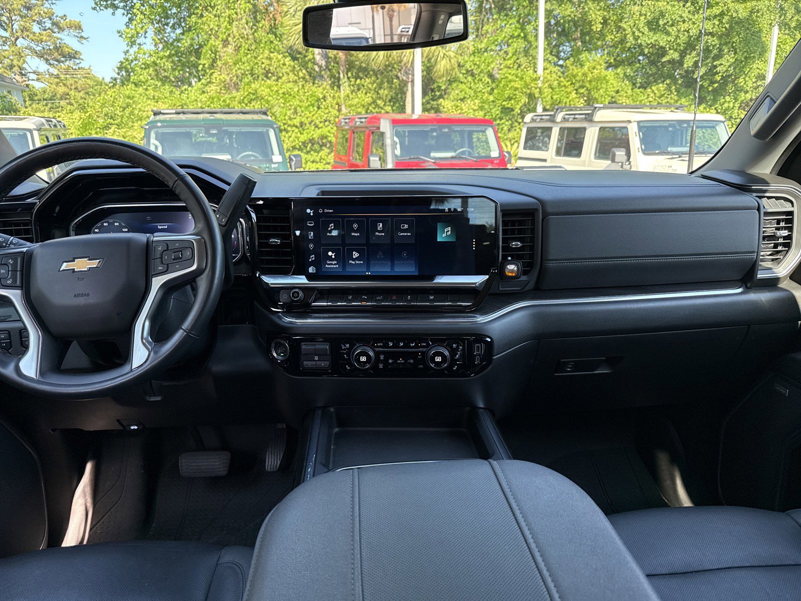 Used 2024 Chevrolet Silverado 2500 LTZ w/ LTZ Convenience Package AWD/4WD image 25