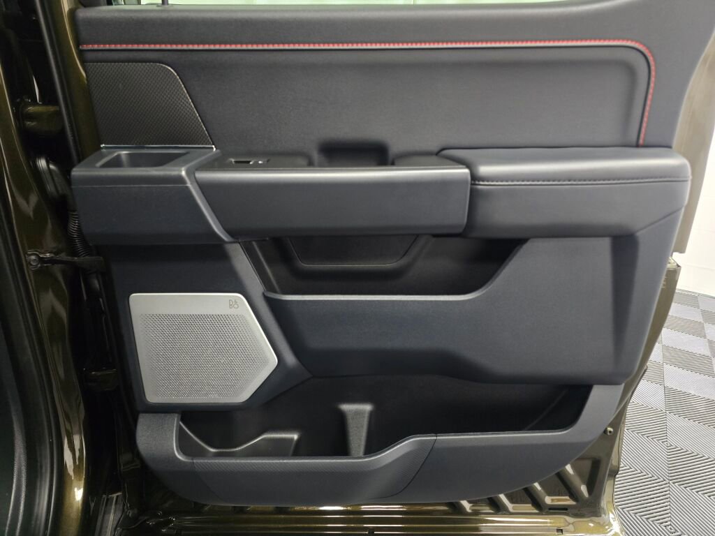 Used 2025 Ford F150 Raptor image 23