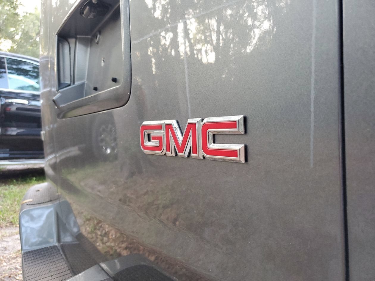 New 2026 GMC Savana 2500 w/ Driver Convenience Package RWD image 7