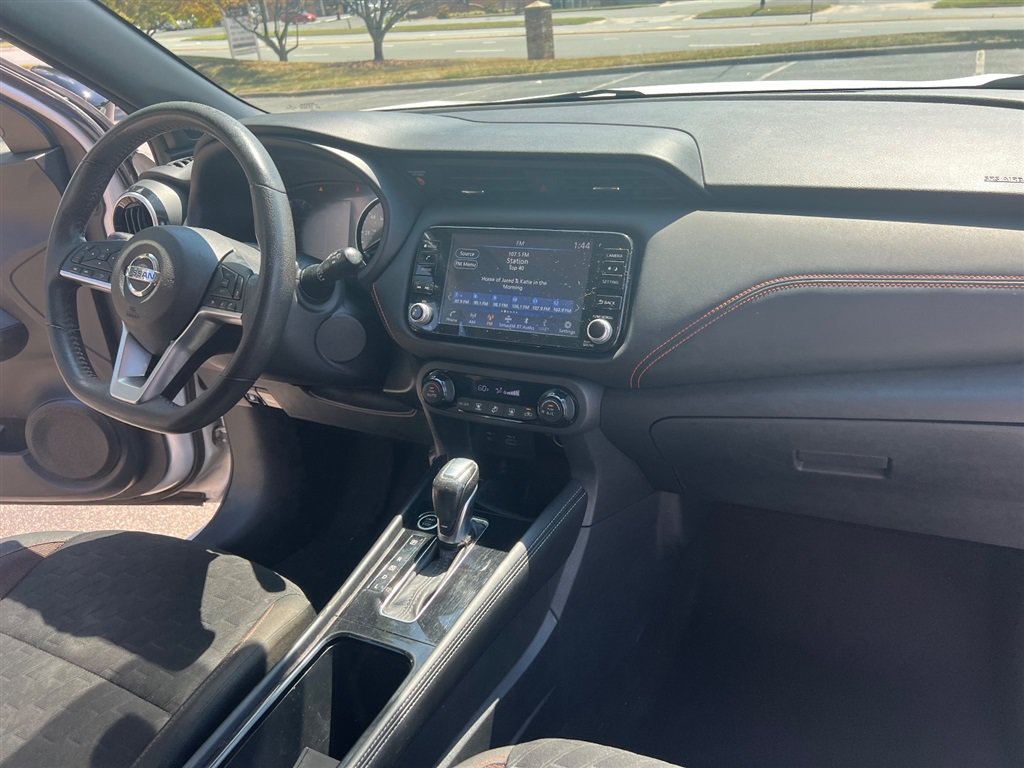Used 2021 Nissan Kicks SR FWD image 22