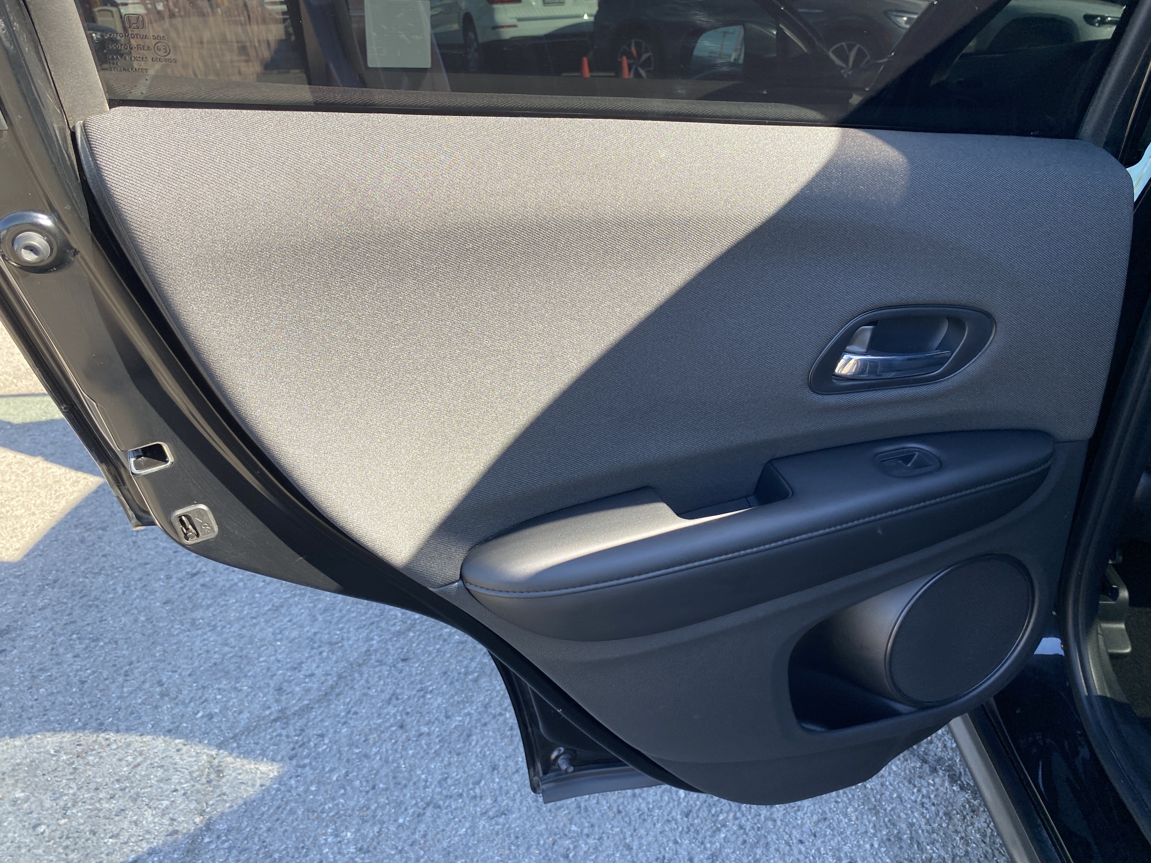 Used 2022 Honda HR-V LX image 18