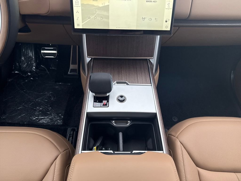 New 2026 Land Rover Range Rover SE image 23