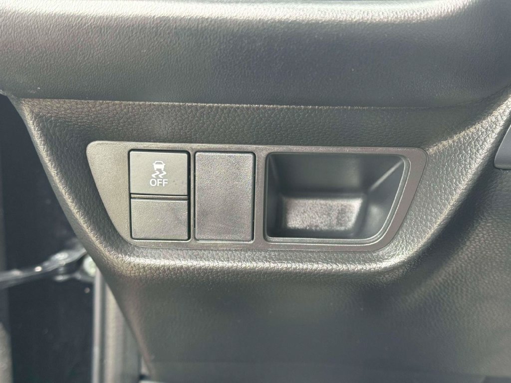 Used 2025 Honda HR-V LX image 20
