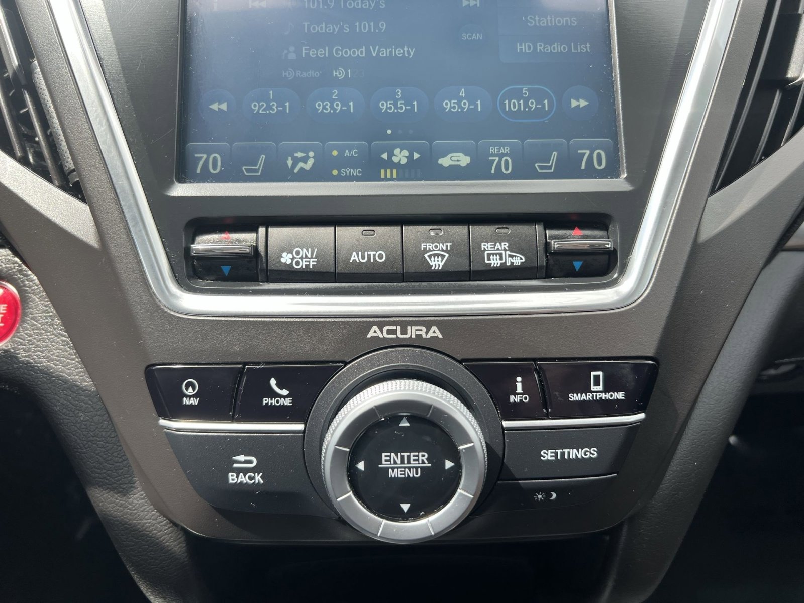 Used 2020 Acura MDX SH-AWD w/ Technology Package image 29