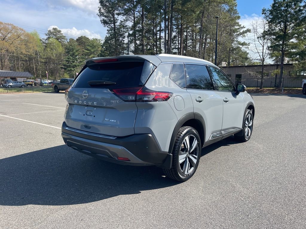Used 2023 Nissan Rogue SL image 5