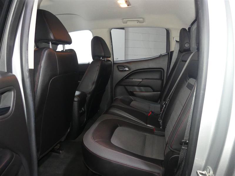 Used 2017 GMC Canyon SLE w/ All Terrain Package AWD/4WD image 25