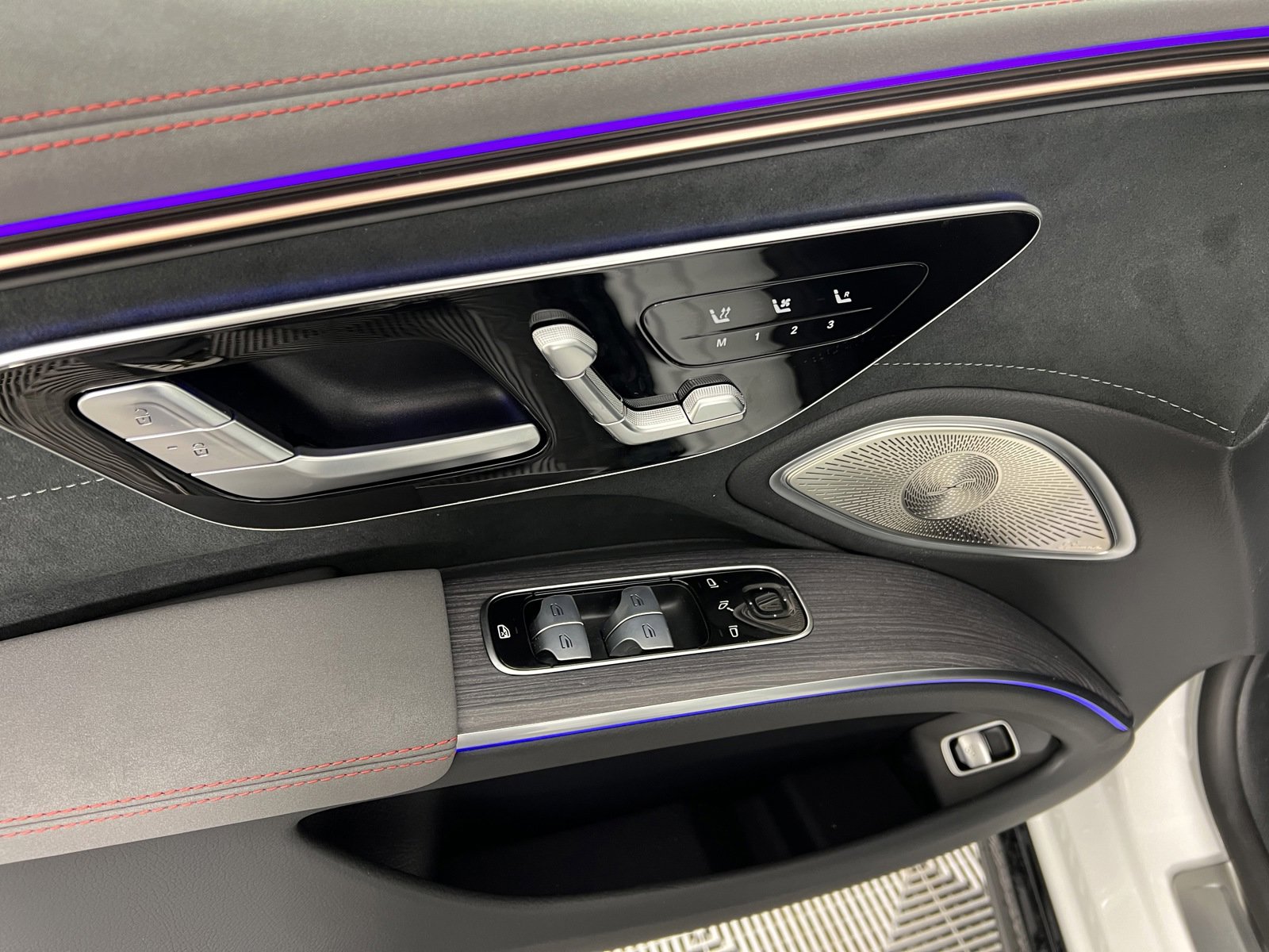 Used 2024 Mercedes-Benz EQS 450+ 4MATIC Sedan image 19