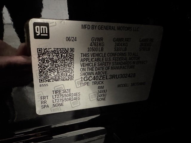 Used 2024 Chevrolet Silverado EV RST image 27