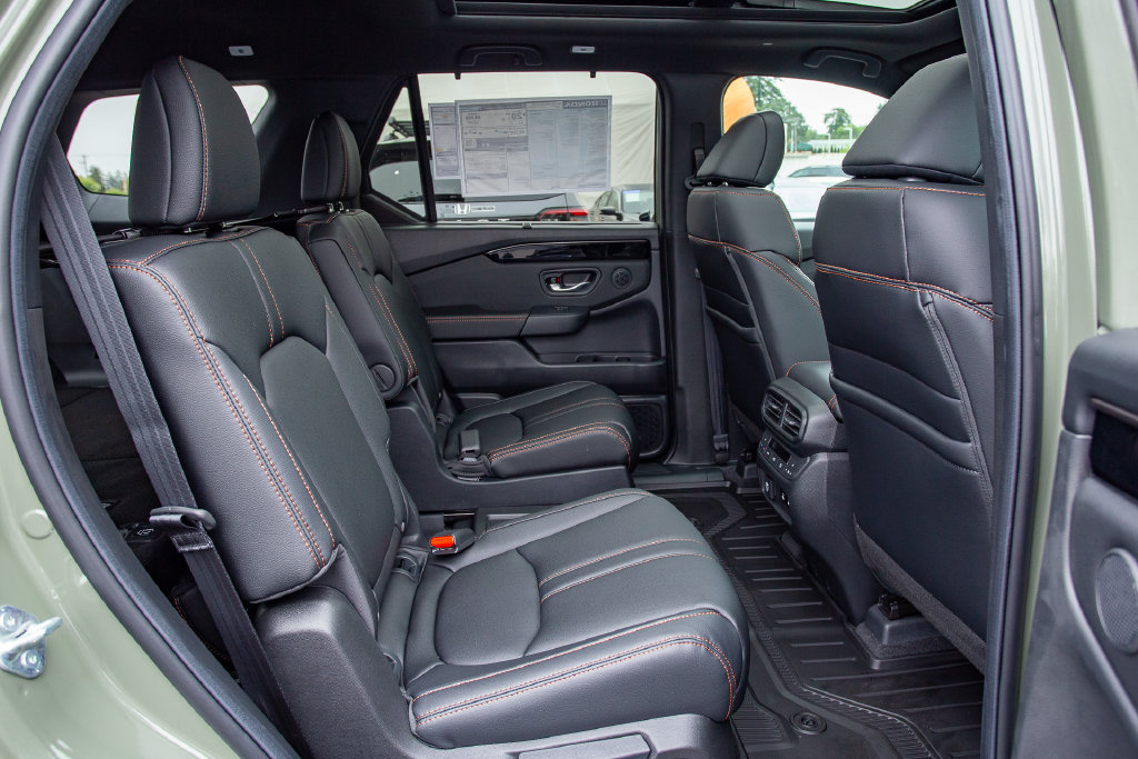 New 2026 Honda Pilot TrailSport image 15
