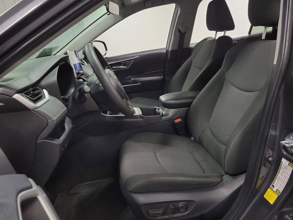 Used 2024 Toyota RAV4 XLE image 13