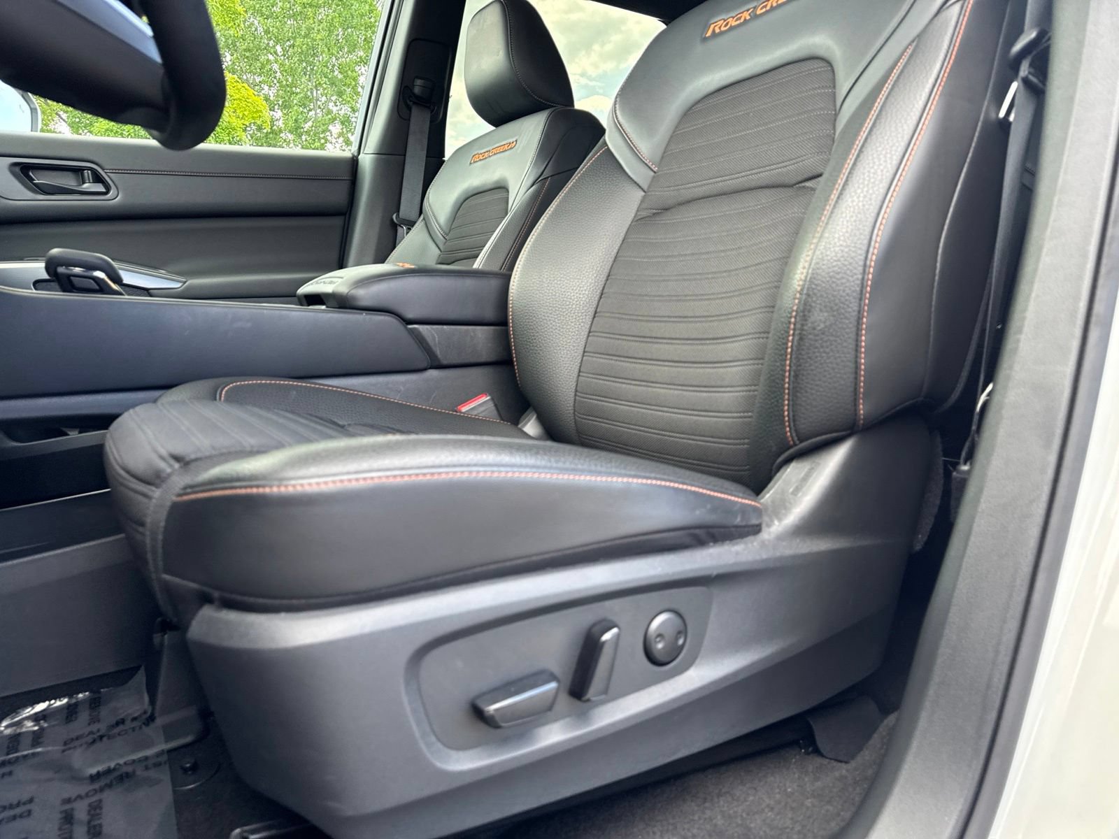 Certified 2025 Nissan Pathfinder Rock Creek AWD/4WD image 14