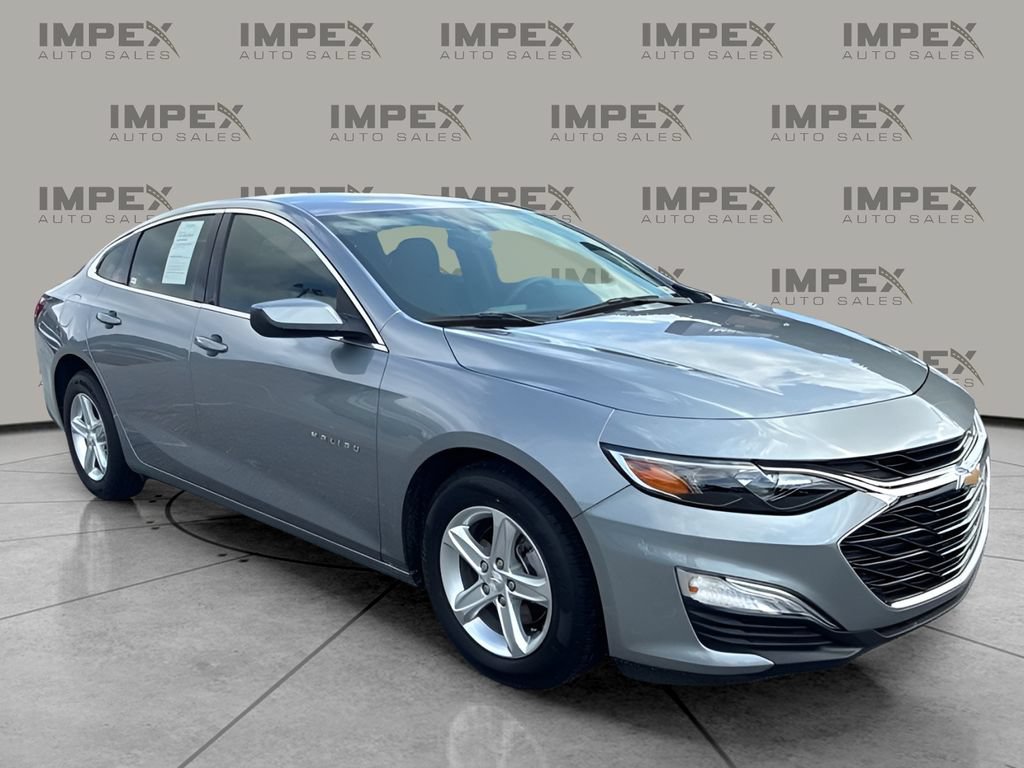 Used 2024 Chevrolet Malibu LS FWD image 4