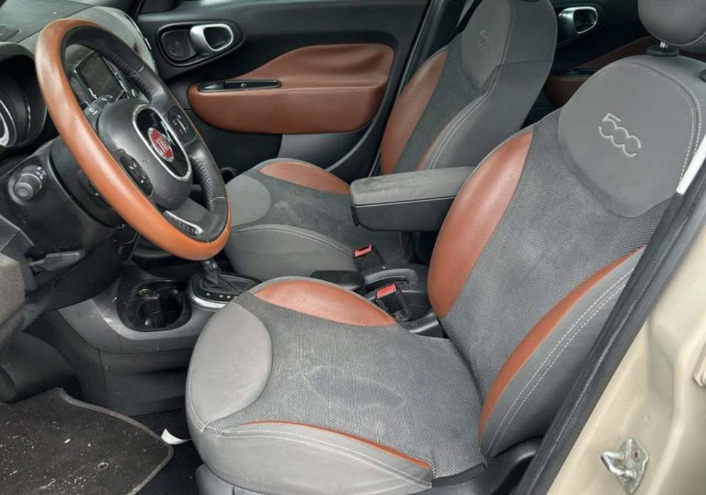 Used 2014 FIAT 500L Trekking w/ Popular Equipment Group FWD image 3